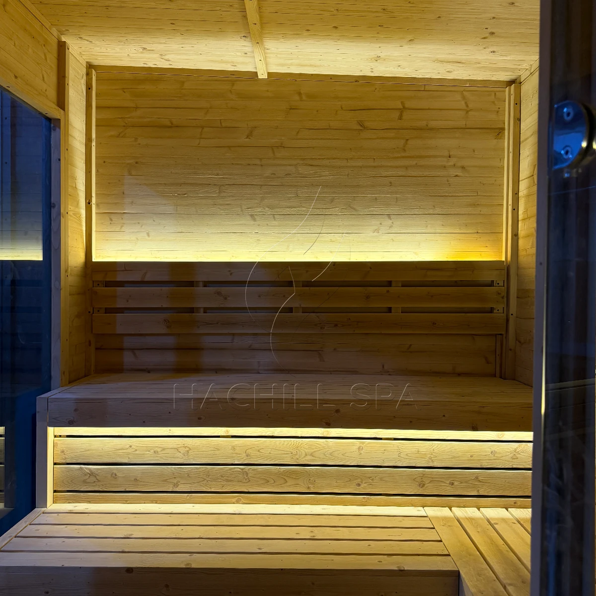 CBN18 sauna interior bench and lighting layout
