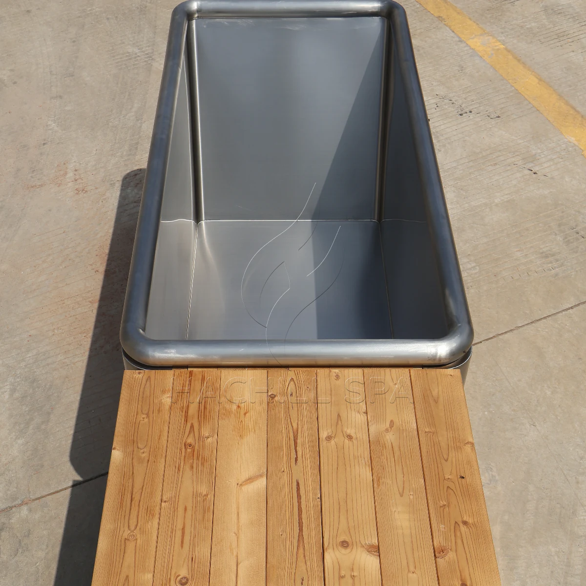 CT27 commercial cold plunge entry top view