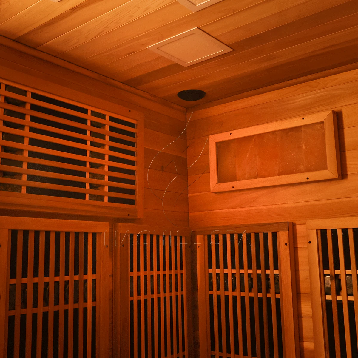 ID14L sauna interior emitter wall detail